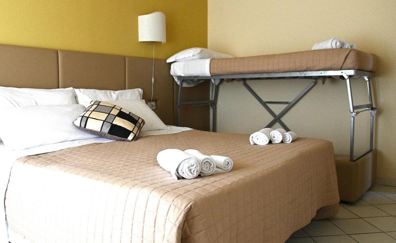 Hotel Trionfal Milano Marittima Esterno foto