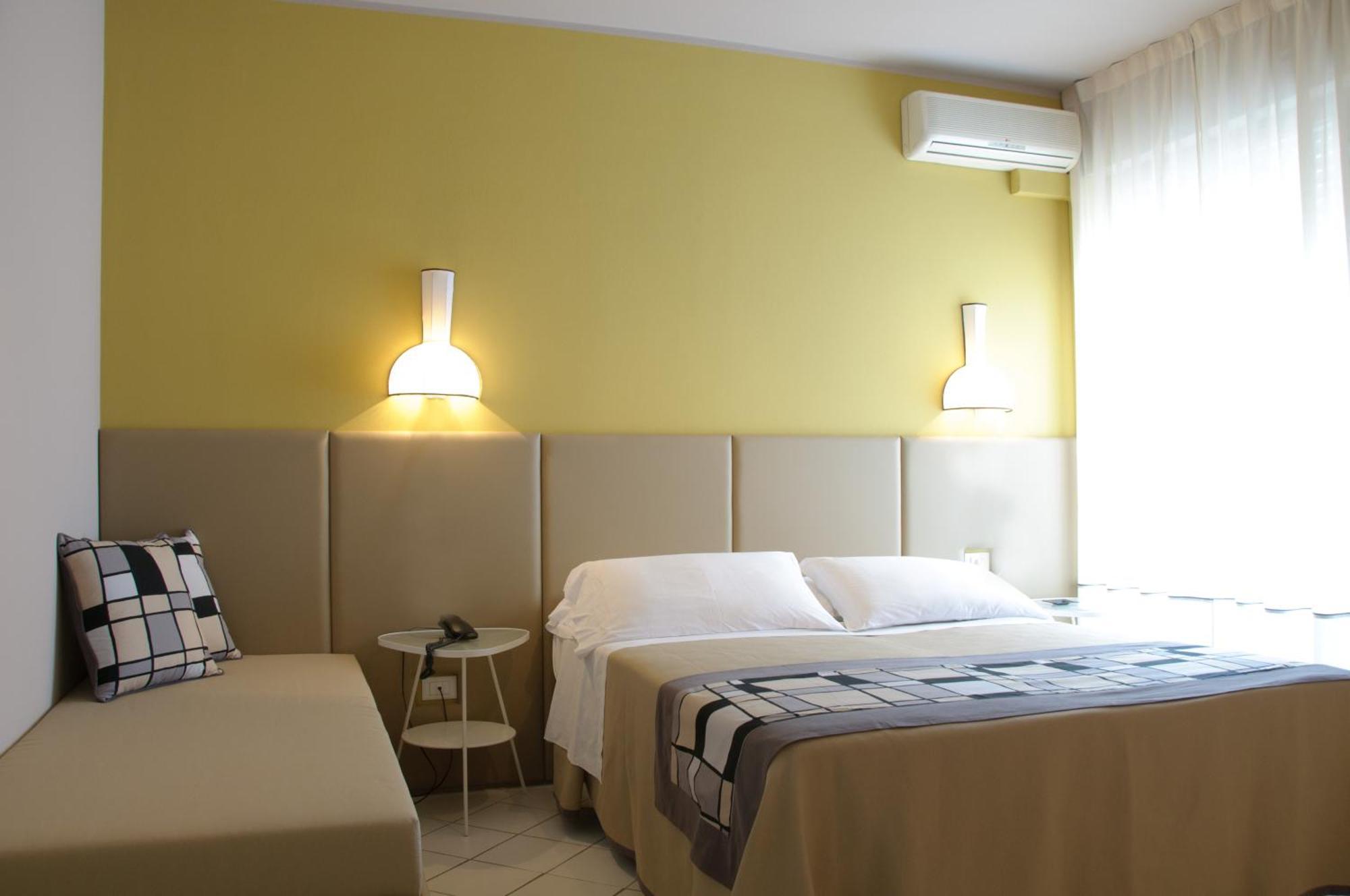 Hotel Trionfal Milano Marittima Esterno foto