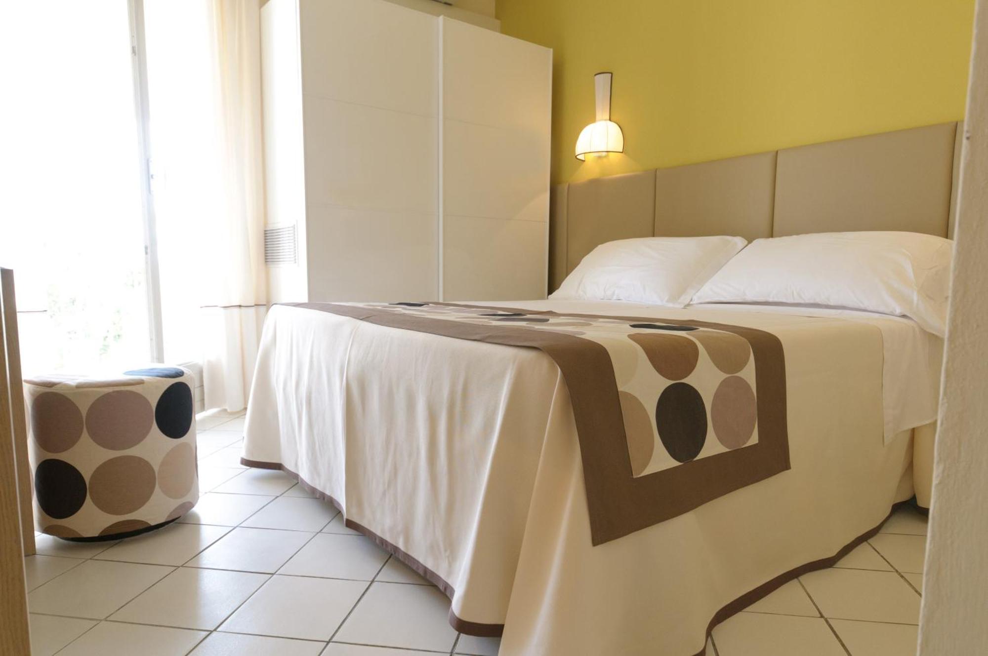 Hotel Trionfal Milano Marittima Esterno foto