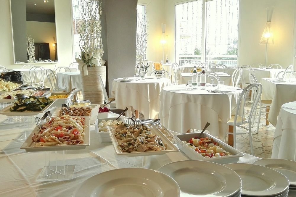 Hotel Trionfal Milano Marittima Esterno foto